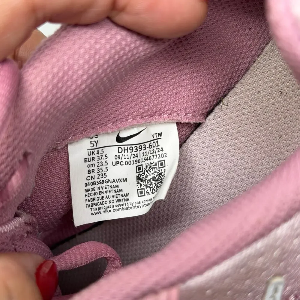 Nike Air Max INTRLK Lite Pink Running Shoes Girls 5Y